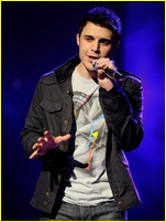 Kris Allen nude photo