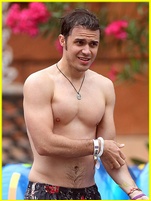 Kris Allen nude photo