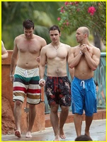 Kris Allen nude photo