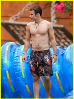 Kris Allen nude photo