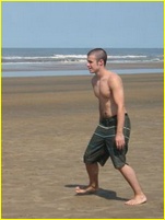 Kris Allen nude photo