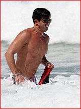 Robert Rey nude photo