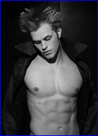 Kellan Lutz nude photo