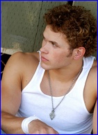 Kellan Lutz nude photo