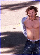Kyle Schmid nude photo