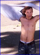 Kyle Schmid nude photo