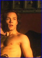 Kyle Schmid nude photo