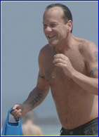 Kiefer Sutherland nude photo
