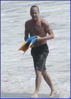 Kiefer Sutherland nude photo