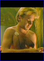 Kiefer Sutherland nude photo