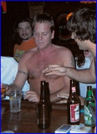 Kiefer Sutherland nude photo