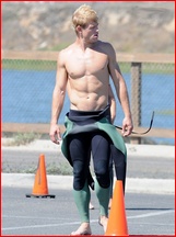 Trevor Donovan nude photo