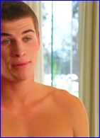 Liam Hemsworth nude photo