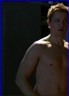 Jeremy Renner nude photo