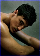 Eric Balfour nude photo