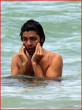 Adrian Grenier nude photo