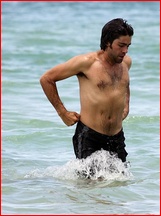 Adrian Grenier nude photo