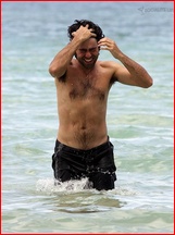 Adrian Grenier nude photo