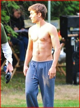 Zac Efron nude photo