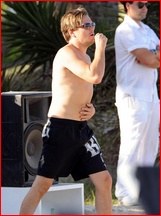 Leonardo DiCaprio nude photo