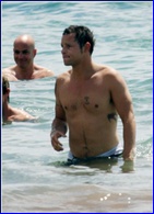 Justin Chambers nude photo