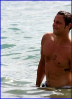 Justin Chambers nude photo