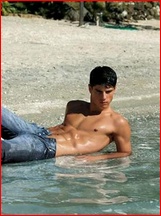 Evandro Soldati nude photo