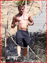 Ryan Phillippe nude photo
