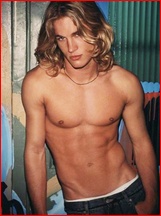 Travis Fimmel nude photo