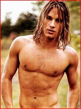 Travis Fimmel nude photo