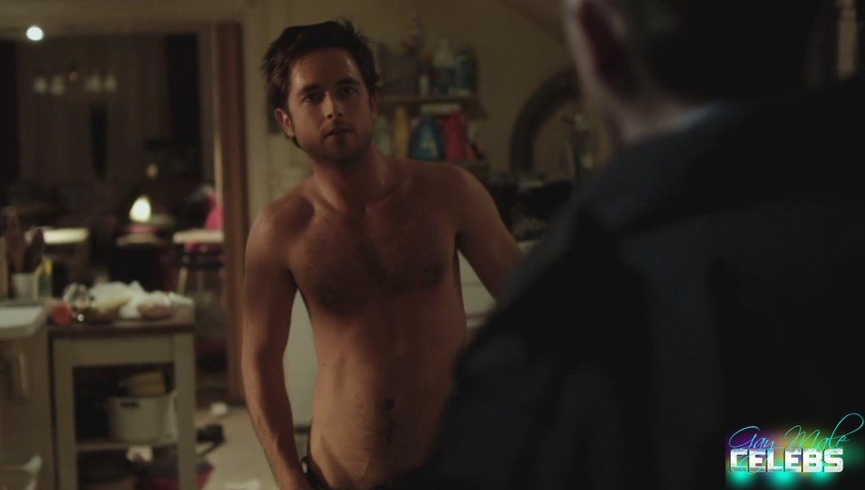 Justin Chatwin Nude in Shameless