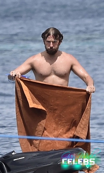 Bradley Cooper Shows Huge Bulge in Wet Shorts