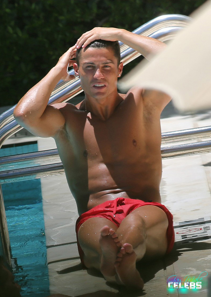 Cristiano Ronaldo Sunbathing at the Pool In Miami