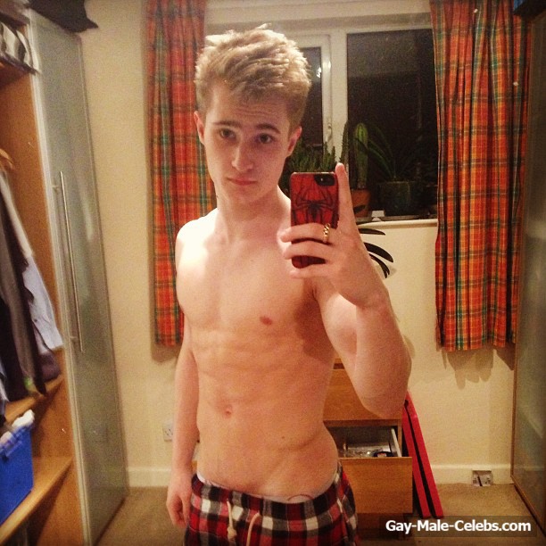 Jack Laugher Nude and Sexy Moments