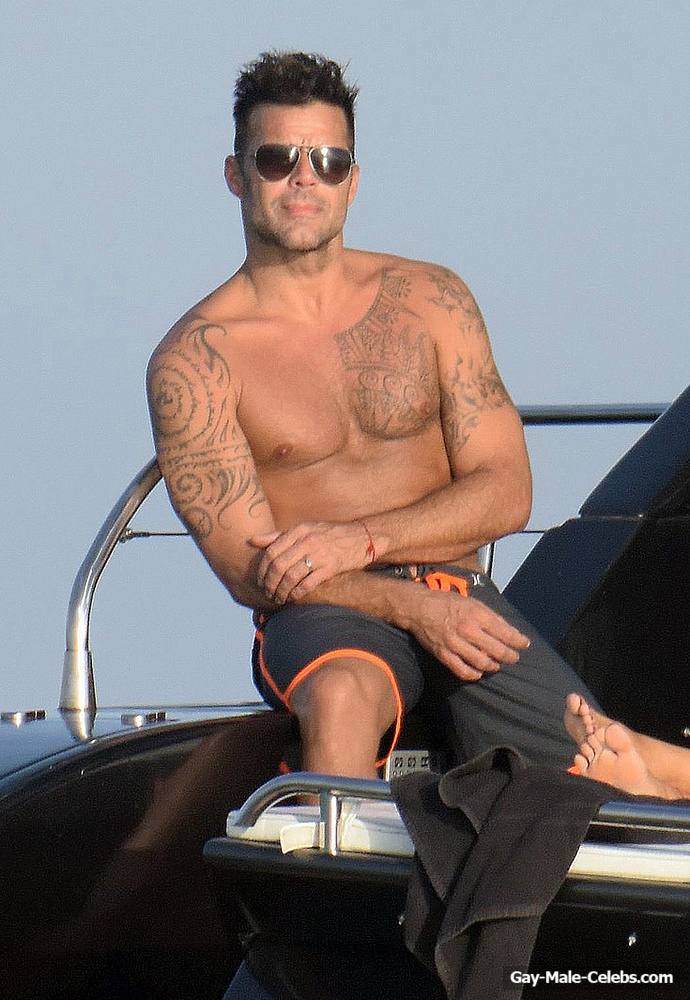 Ricky Martin and Boyfriend Sunbathing in Ibiza