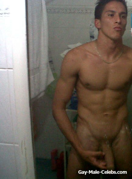 Lautaro Geminiani Taking His Frontal Nude Selfie