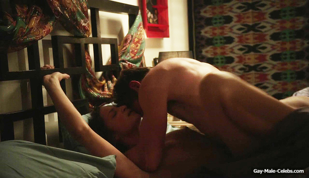 Jeremy Allen White Nude Ass During Sex in Shameless 7-03