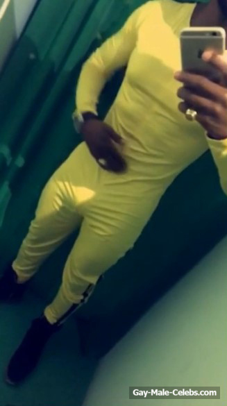 Omarion Flaunts Huge Bulge In The Selfie Video