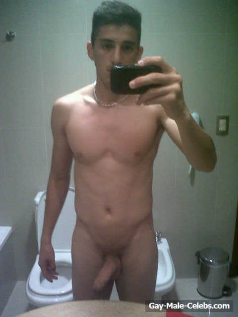 Juan Manuel Trejo Frontal Nude Selfie