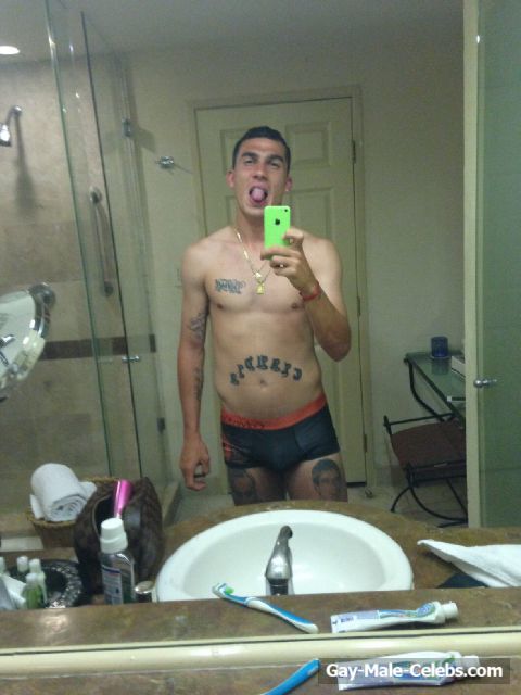 Argentine Football Winger Ivan Bella Leaked Frontal Nude Selfie